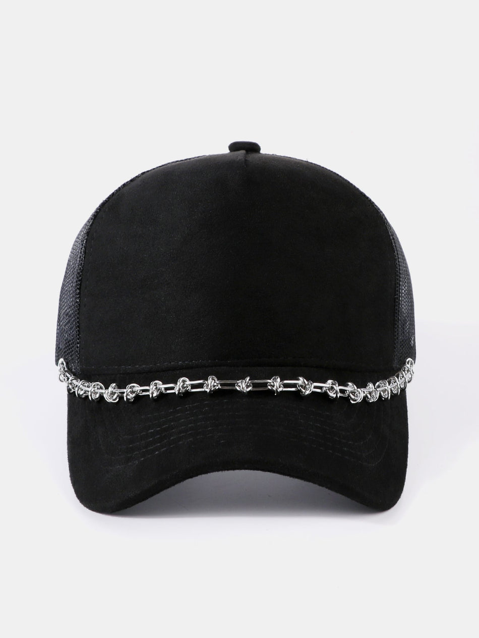 Vintage suède truckerpet met zilveren ketting en mesh baseballpet